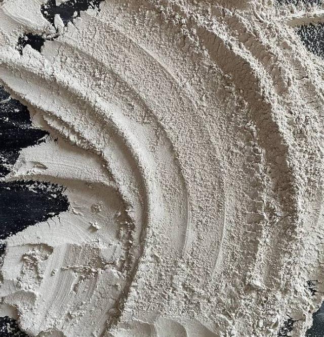 莫来石细粉厂家分析莫来石的用途及粒度